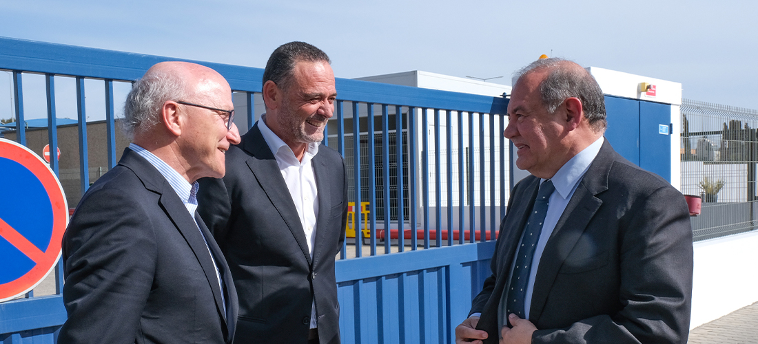 PORTUGUESE MINISTER OF THE ECONOMY AND THE SEA visiting ASCENZA'S FACTORY. In the image the minister António Costa Silva, along Eric Van Innis, Rovensa's CEO and João Martins, ASCENZA's COO.