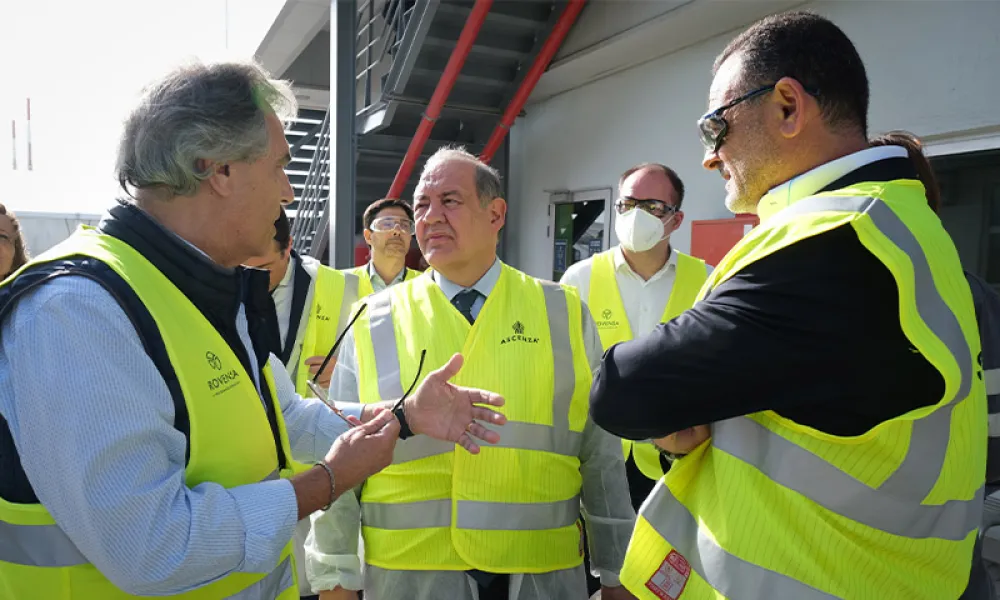 PORTUGUESE MINISTER OF THE ECONOMY AND THE SEA visiting ASCENZA'S FACTORY. In the image the minister António Costa Silva, along João Martins, ASCENZA's COO, and José Neves, Industrial director